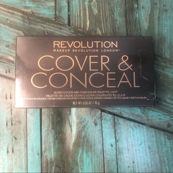 Makeup Revolution- Cover & Conceal Brand New - Picture 2 of 4